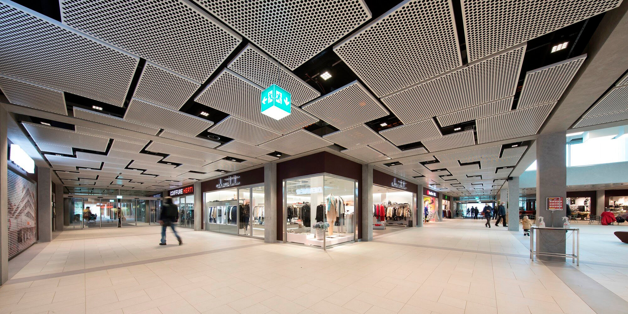 Home Slides Plafondnova AG